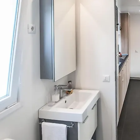 Appartement Beautiful In With Wifi Donji Zagon